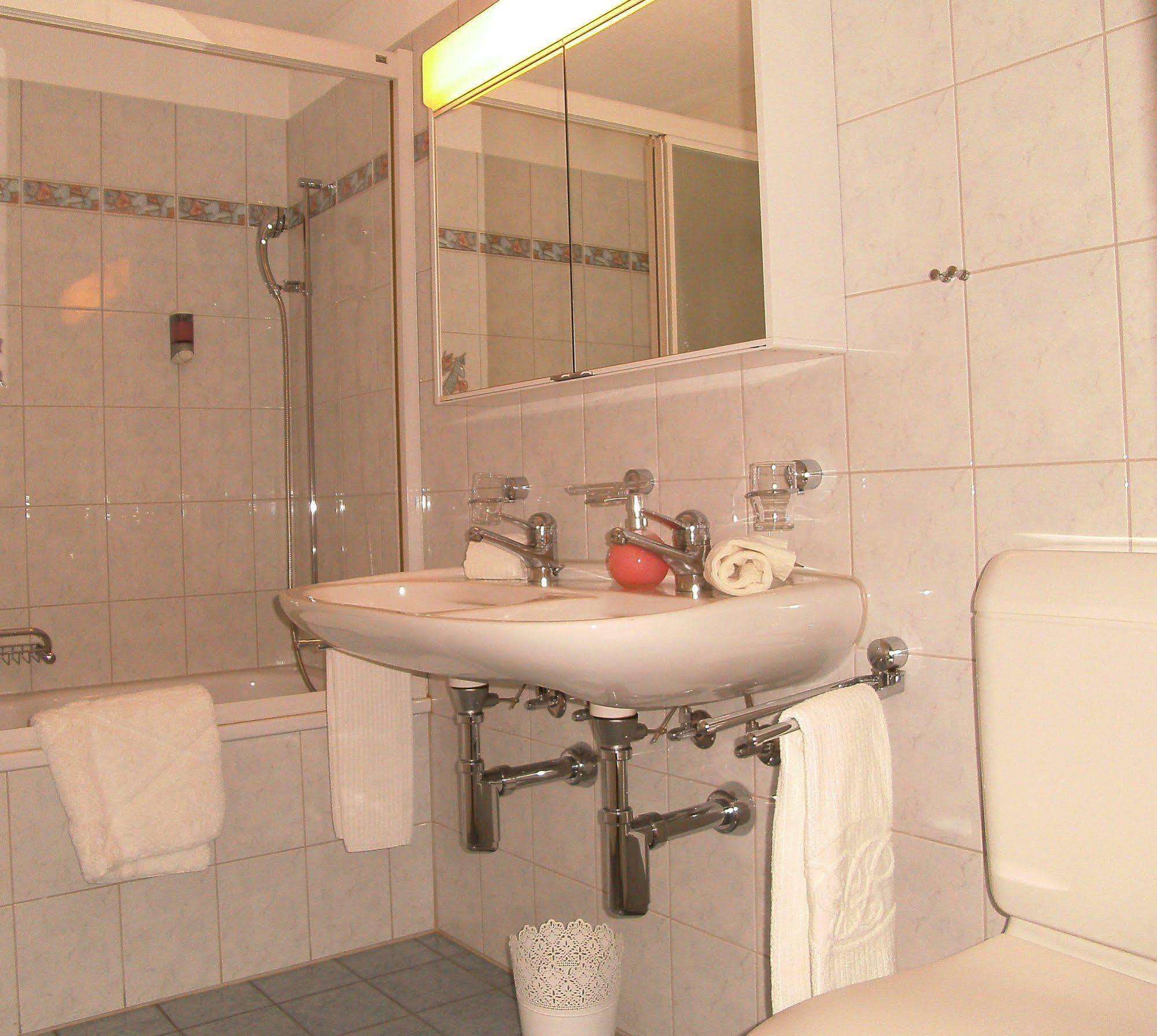 Hotel Restaurant Hammer Eigenthal Экстерьер фото